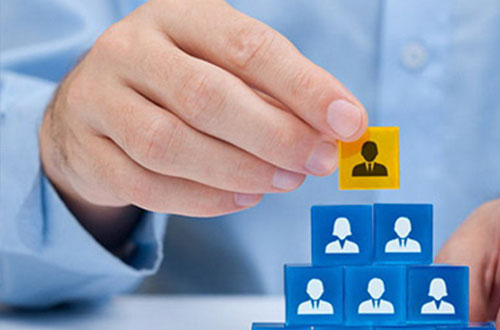 南京獵頭公司講述有關(guān)電動(dòng)汽車電池壽命和安全？